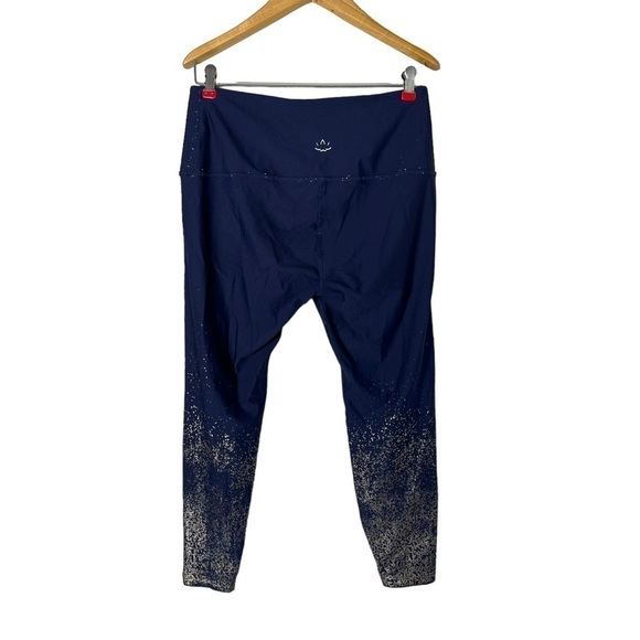 BEYOND YOGA Alloy Ombre High Waisted Midi Leggings - Picture 5 of 14